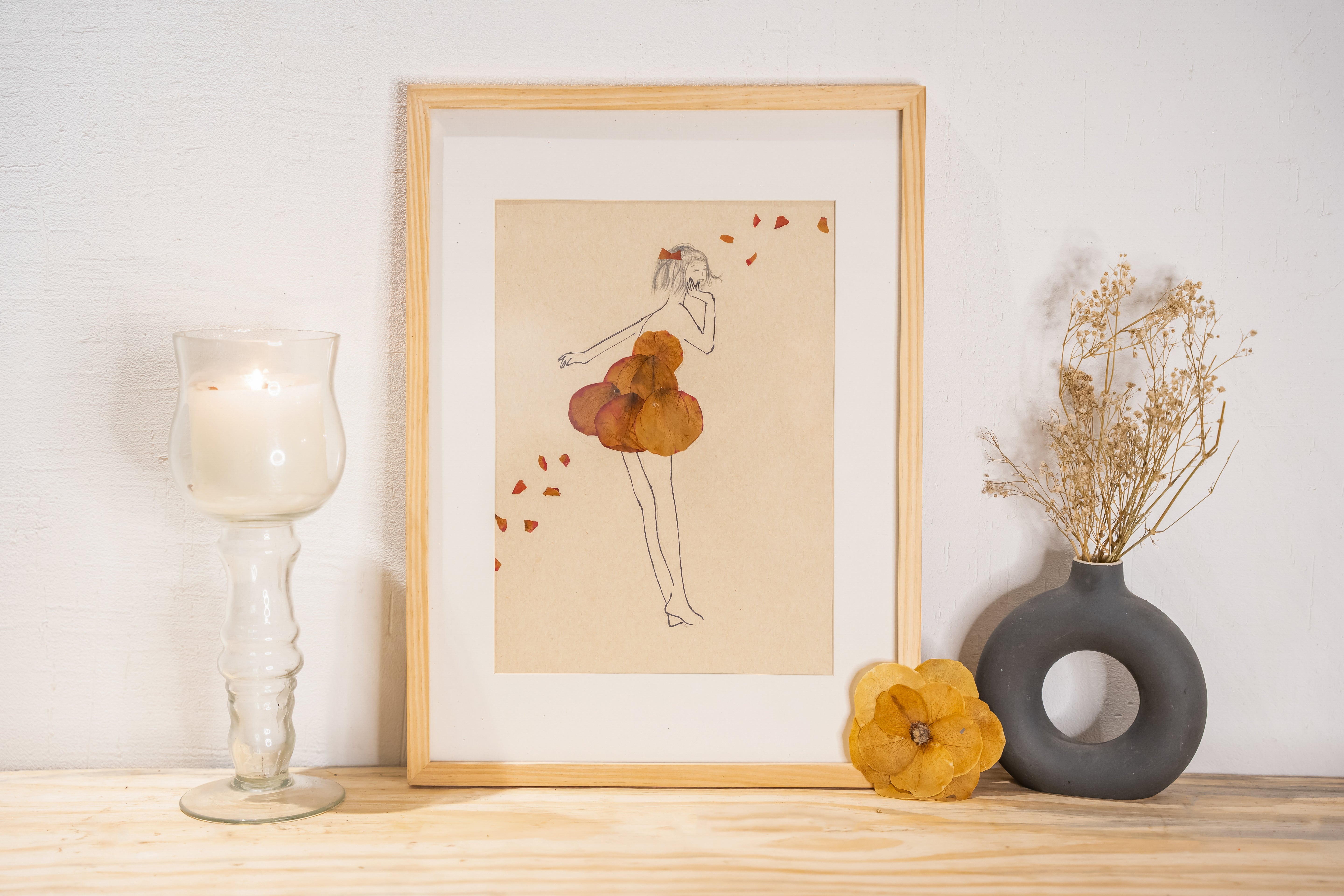Pressed Rose Pinewood Frame with Dancing Girl Motif