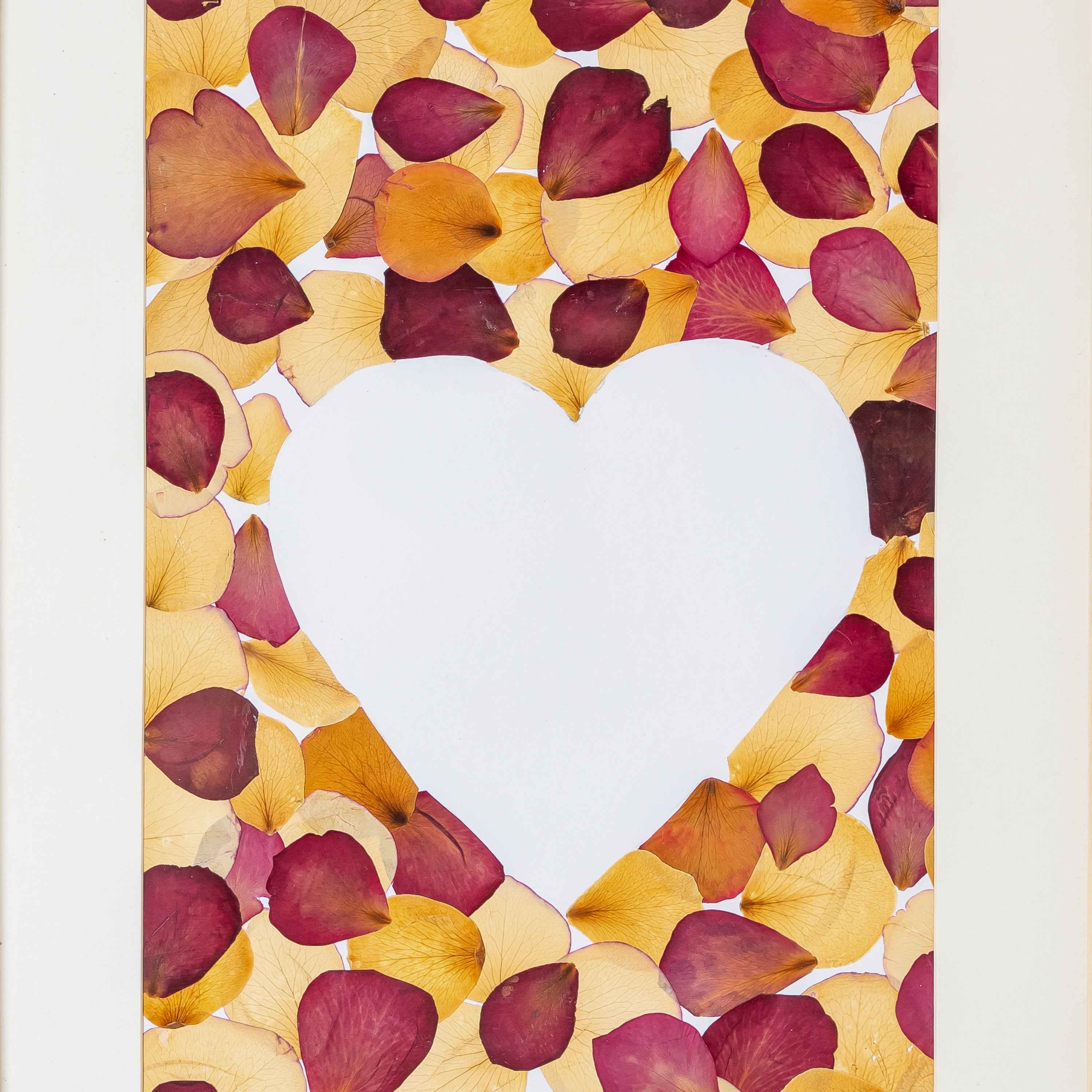 Heart-Shaped Rose Petal Pressed Flower Frame – Handmade Botanical Gift for Valentine’s & Anniversaries