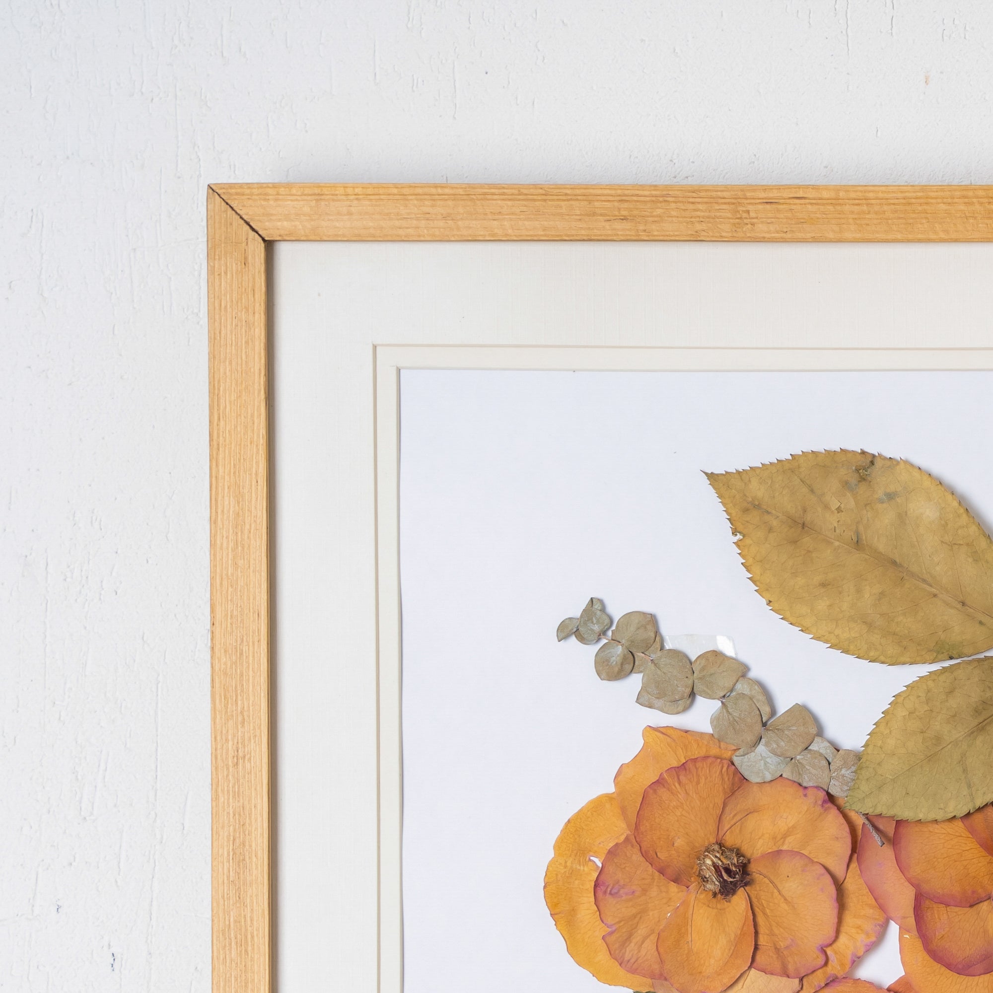 Custom Wedding Pressed Flower Preservation Frame – Handmade Botanical Keepsake