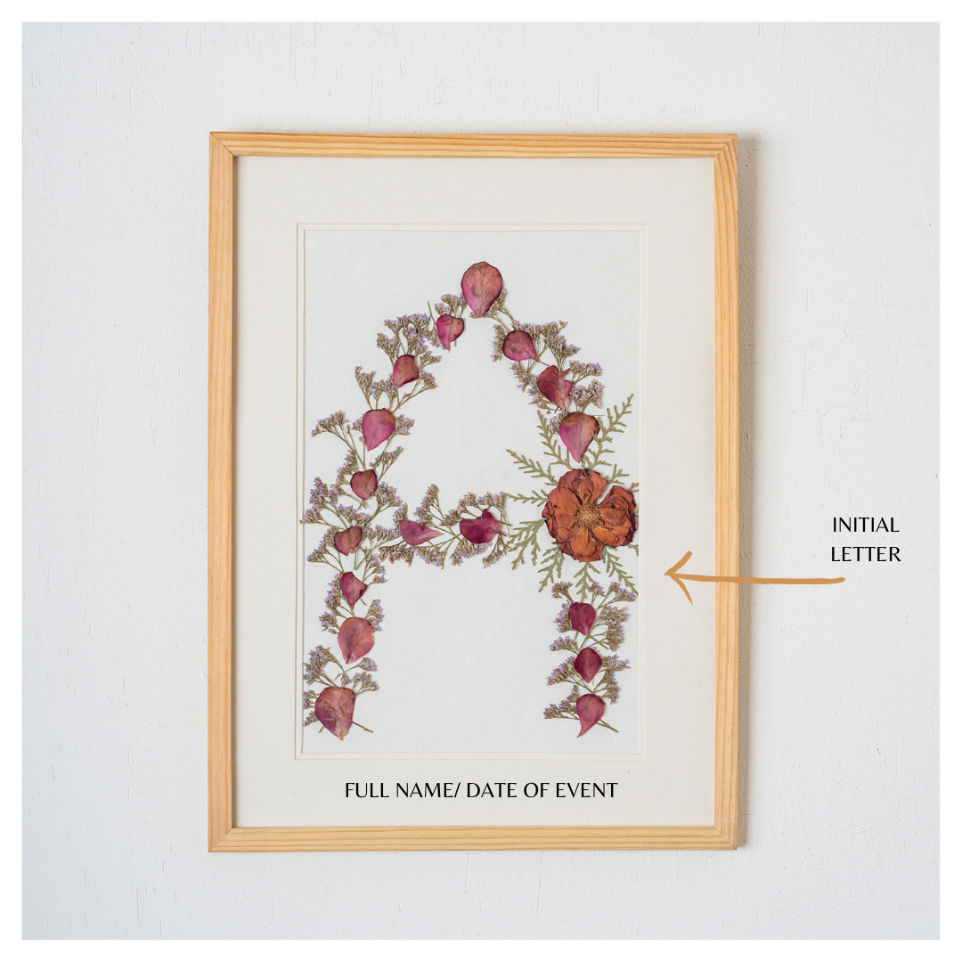 Personalised Initial Pressed Flower Frame – Custom Botanical Gift for Weddings & Anniversaries
