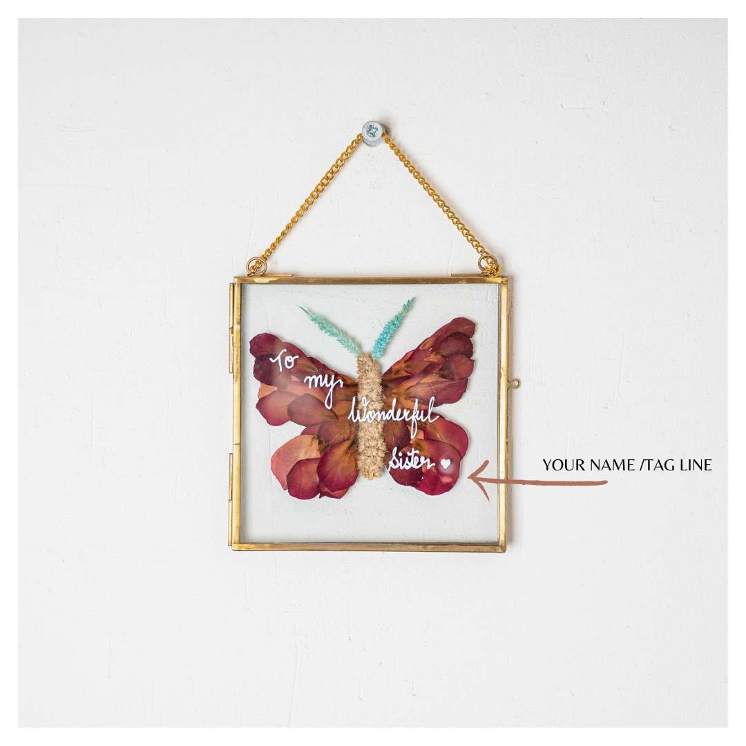 Vintage Butterfly Pressed Flower Frame – Handmade Botanical Wall Art for Home & Gifts