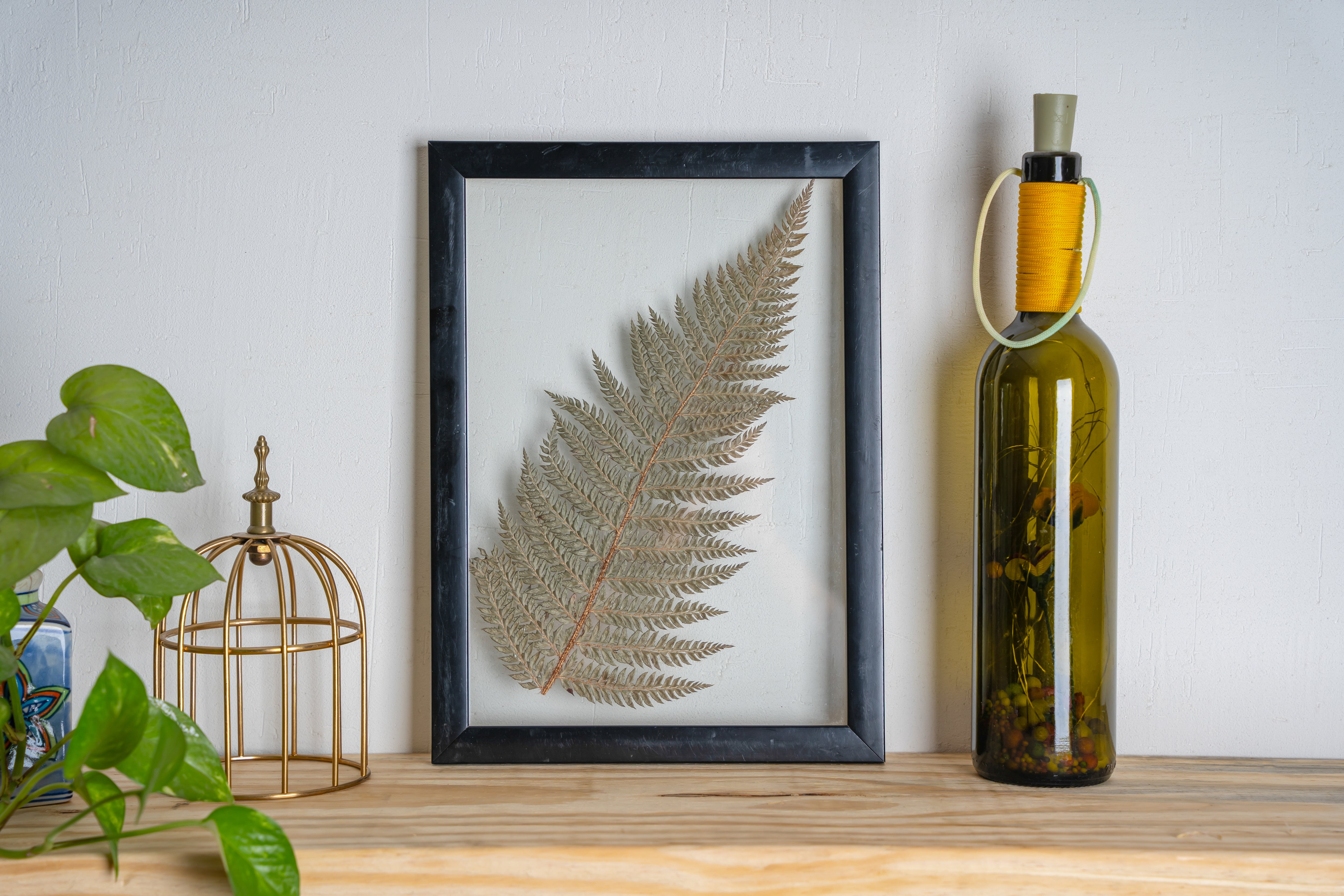 Handmade Pressed Flower Wall Art – Botanical Hanging Décor for Home
