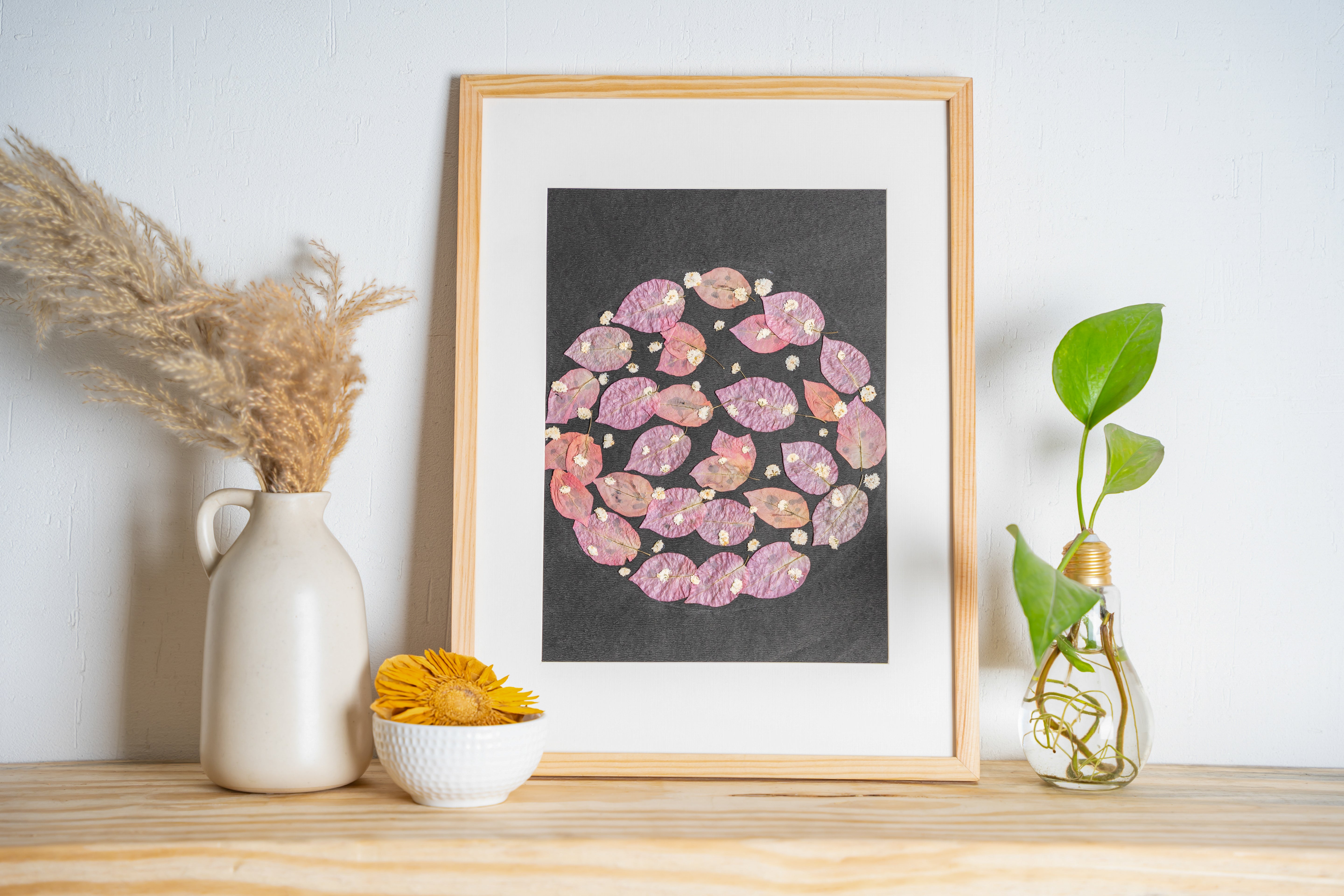 Bougainvillea Pressed Flower Frame – Handmade Botanical Wall Art for Gifting & Décor