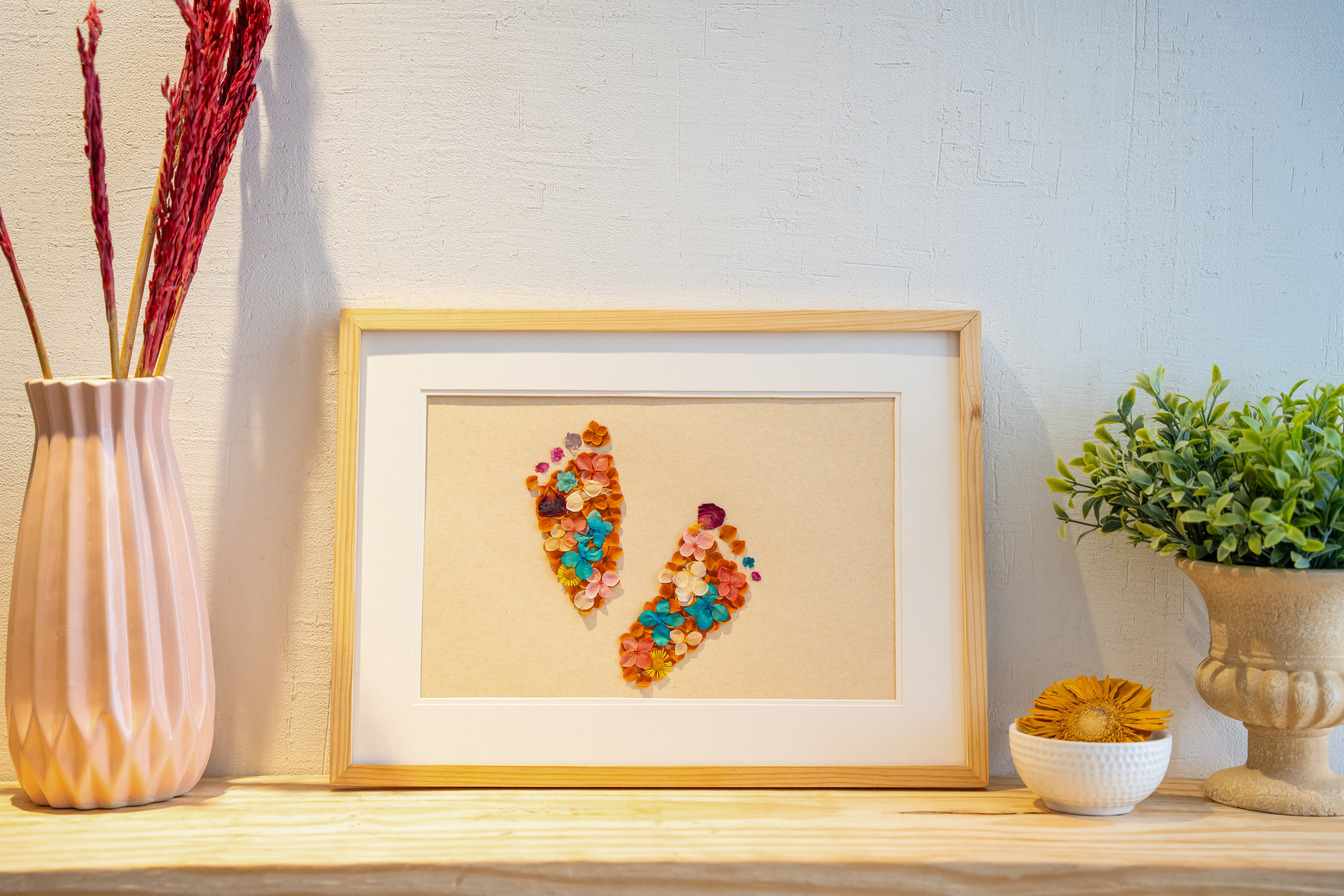 Baby Footprint Pressed Flower Frame – Personalised Botanical Keepsake for Newborns