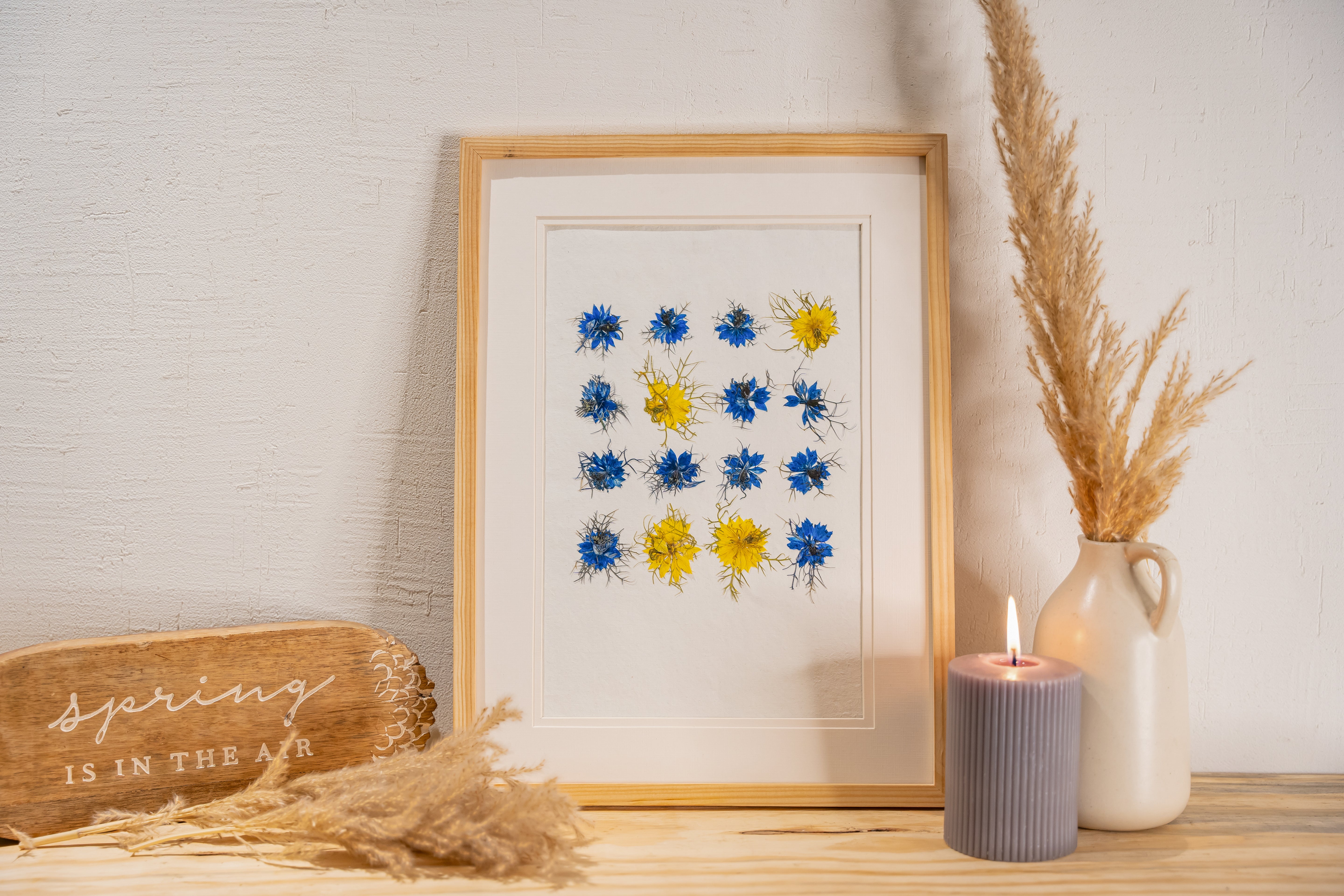 Nigella Pressed Flower Frame – Unique Botanical Wall Art for Home & Gifts