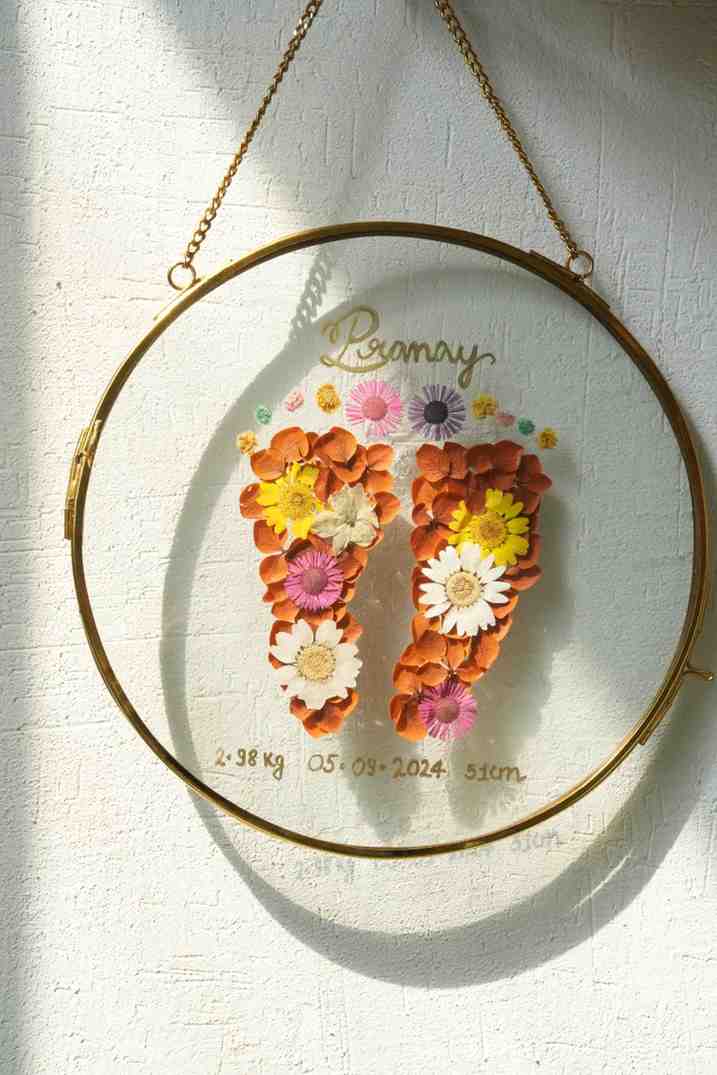 Handcrafted Baby Footprints Floral Keepsake – Vintage Hanging Frame Perfect for nursery décor or baby shower