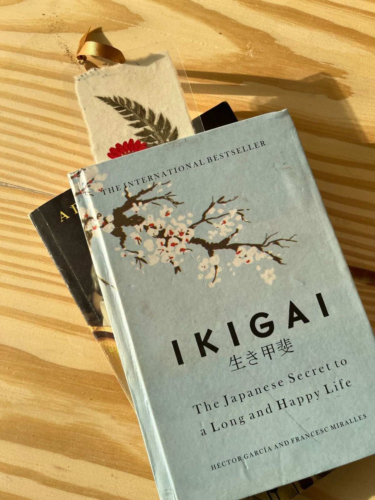 Botanical Bliss Pressed Flower Bookmark – Handmade Nature-Inspired Page Marker