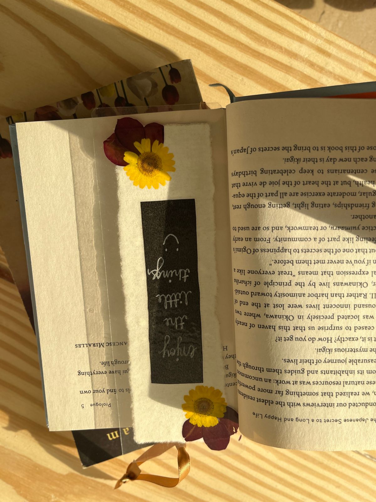 “Enjoy All Things” Quote Bookmark – Black Pressed Flower Bookmark