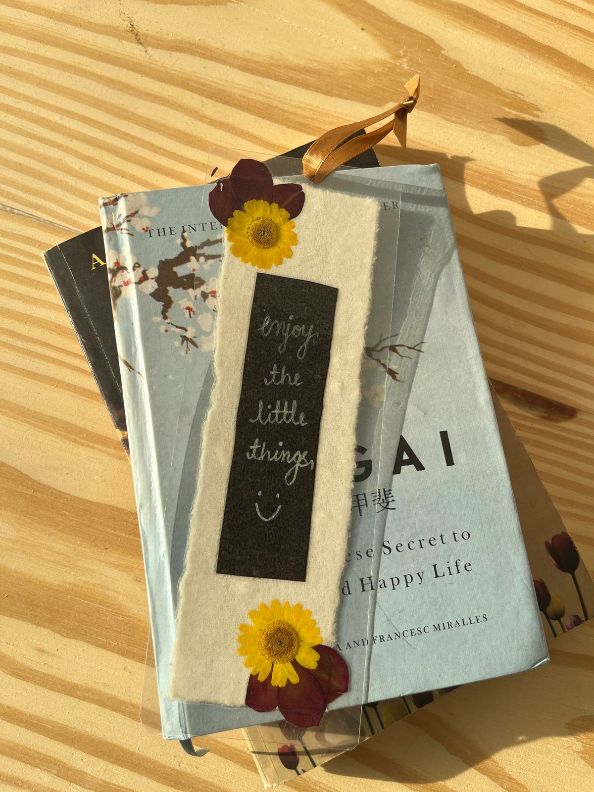 Handmade Pressed Flower Bookmark – Set of 3 (Assorted Florals)