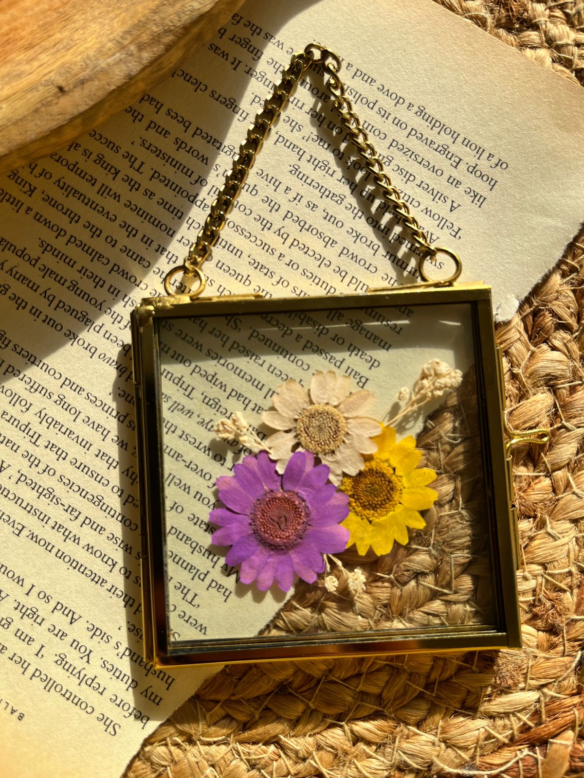 Square Pressed Flower Mini Keychain – Vintage Brass Frame