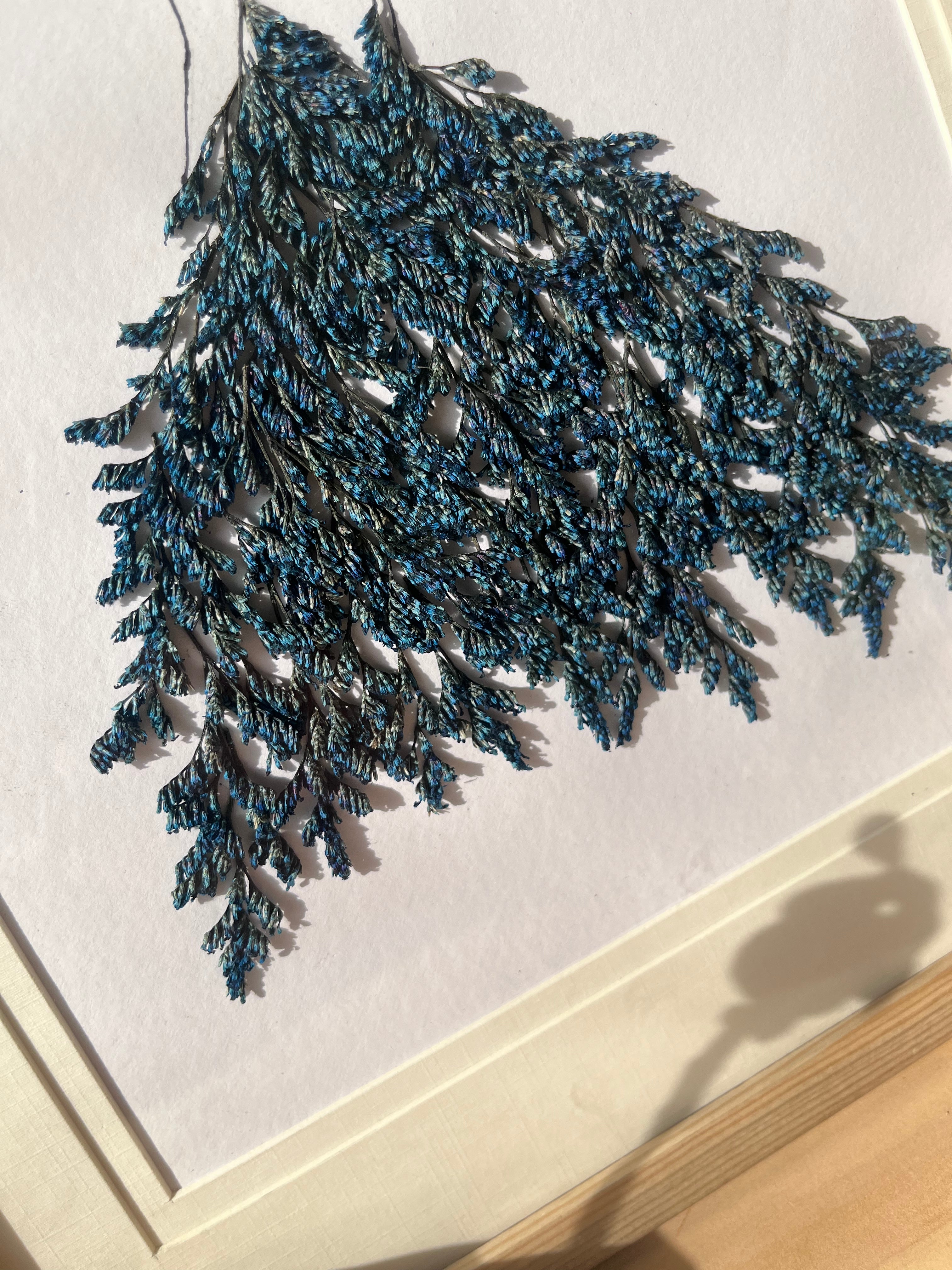 Girl in Dried Flower Pressed Art Frame – Unique Botanical Wall Décor